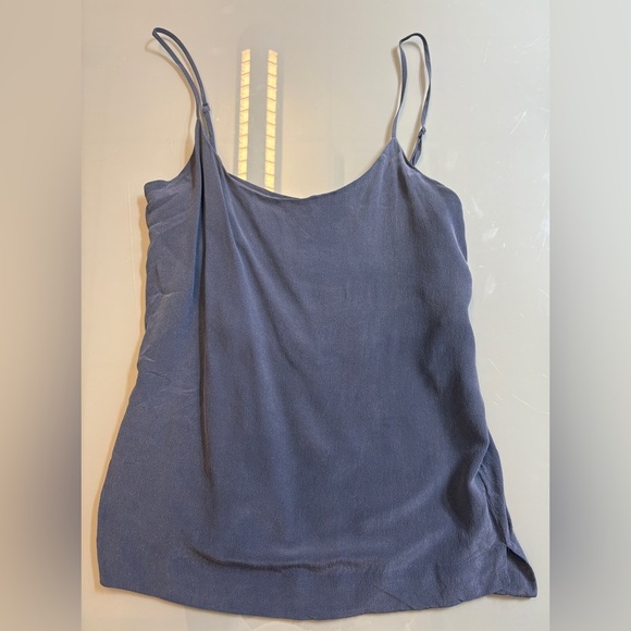 Everlane Blue Grey Sleeveless Flowy Silky Classic Camisole size XS - Picture 2 of 6